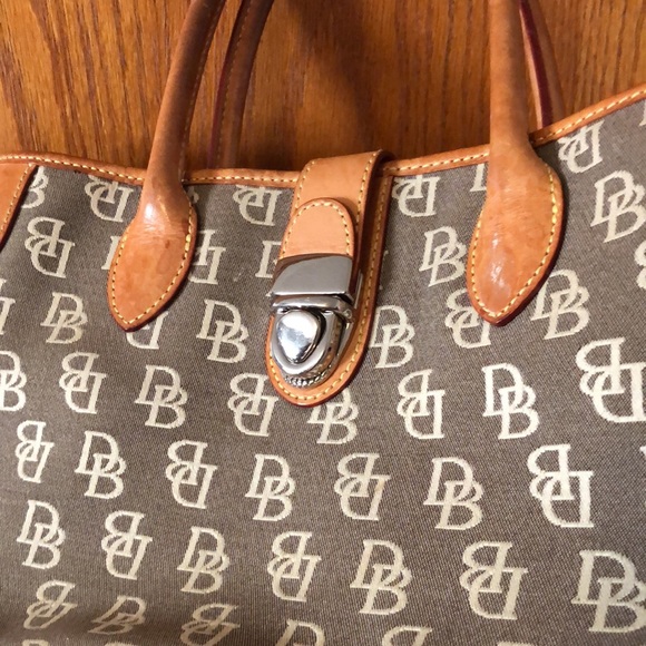 DOONEY & BOURKE MYSTERY project bag includes 1 - Picture 2 of 3